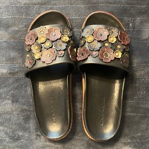 COACH Leather Floral Slides Size 8 (Euro 38)